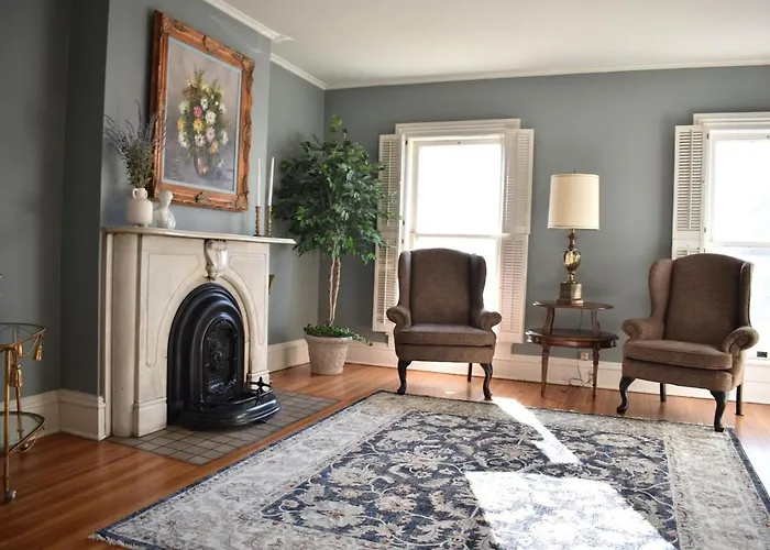 Historic Manor Overlooking Park Bloomington